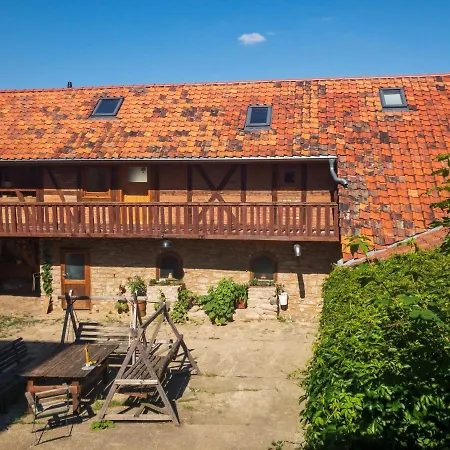 Daire Bauernhof Lisa Offenstall Und Taubenschlag Wienrode