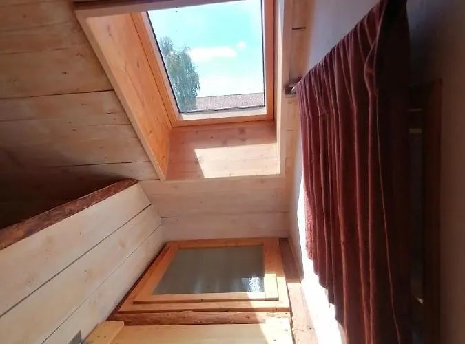 Bauernhof Lisa Offenstall Und Taubenschlag Daire