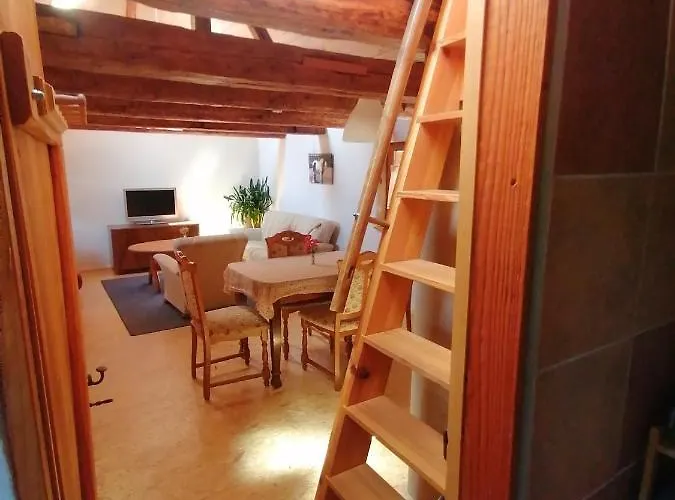 Daire Bauernhof Lisa Offenstall Und Taubenschlag Wienrode